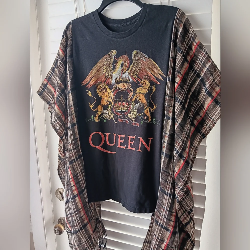SOLD!!!Upcycled Queen Band Graphic Tee Poncho - Picture 2 of 4